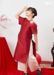 ao dai cach tan mau do cho be gai dien Tet 2024 (2)